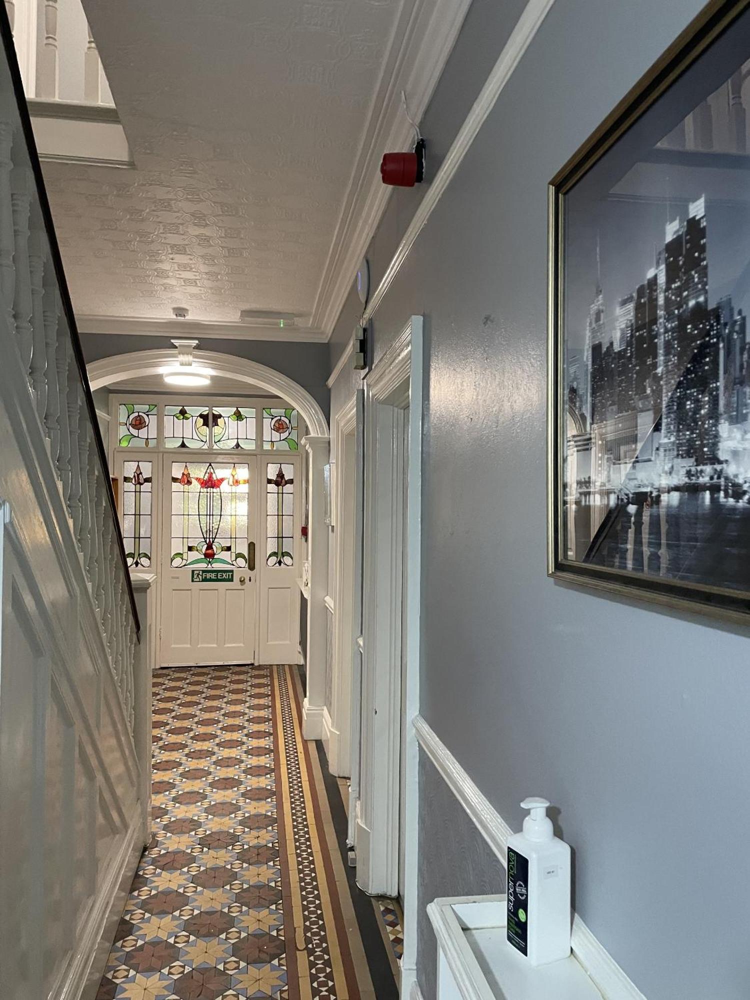 Emerald Residence Йорк Экстерьер фото